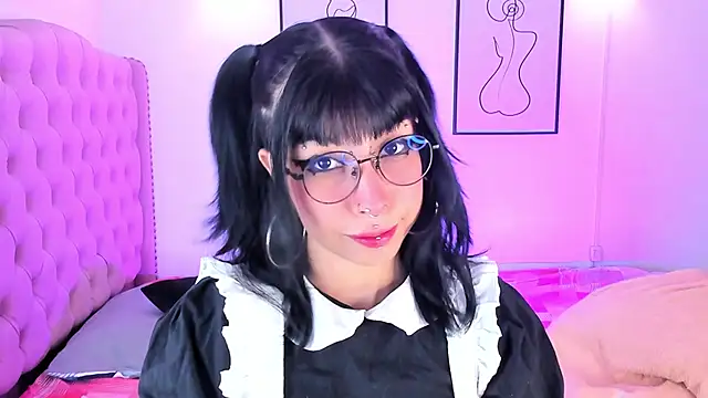 Rose 72 online show from October 8, 2025, 8:09 pm