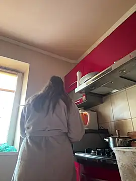 CrystallPaws online show from February 20, 2026, 1:02 pm