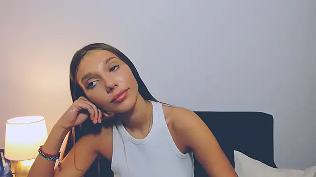 EmmaGorgeous online show from October 9, 2025, 6:19 pm