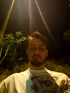 Arassss online show from May 26, 2026, 9:24 pm