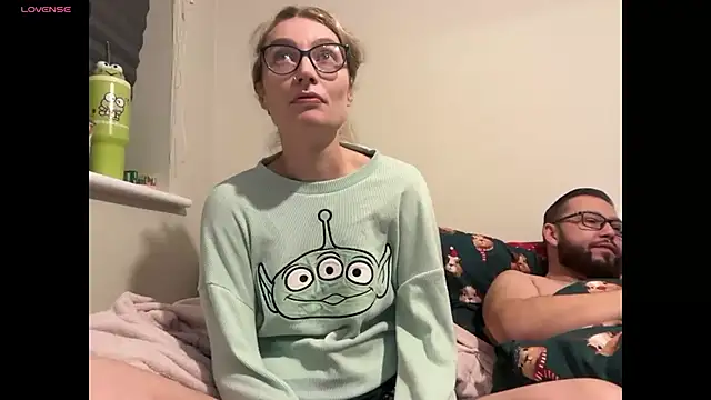 harleyblair online show from December 4, 2025, 11:15 pm