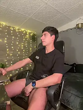 jim dj online show from February 8, 2026, 11:24 pm