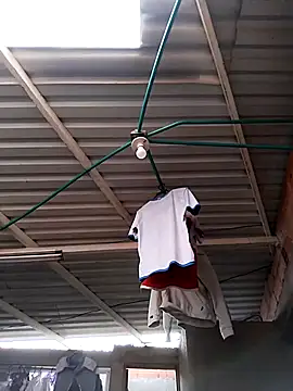 Tussi-amor online show from February 25, 2026, 12:49 pm