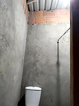 Tussi-amor online show from February 11, 2026, 3:17 am