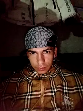 Tussi-amor online show from February 6, 2026, 12:50 am