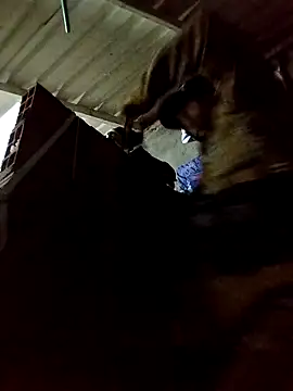 Tussi-amor online show from February 13, 2026, 3:39 am