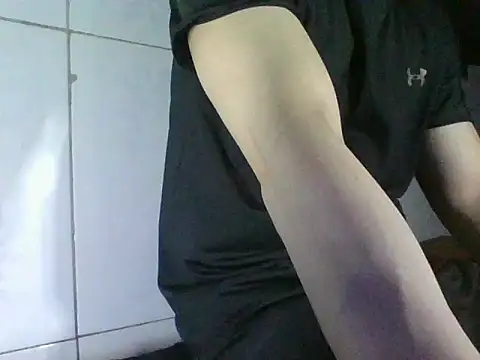 malacobi0 online show from July 6, 2026, 4:53 pm
