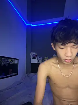 Snapshot of Kailertwink chatting on June 16, 2026, 3:23 pm Kailertwink online show from June 16, 2026, 3:23 pm