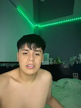 Kailertwink online show from March 25, 2026, 3:06 am
