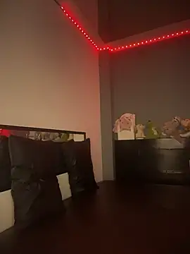 Snapshot of Kailertwink chatting on March 14, 2026, 12:27 am Kailertwink online show from March 14, 2026, 12:27 am