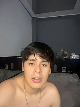 Snapshot of Kailertwink chatting on March 10, 2026, 4:05 am Kailertwink online show from March 10, 2026, 4:05 am