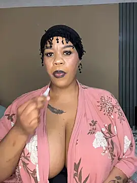 Snapshot of THICKBUNNYCHICKxxx chatting on July 30, 2026, 7:35 pm THICKBUNNYCHICKxxx online show from July 30, 2026, 7:35 pm