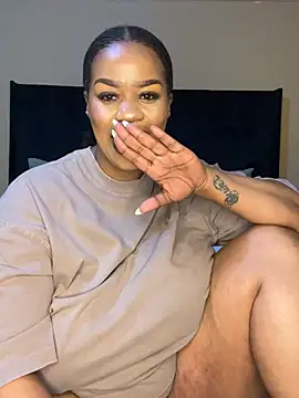 Snapshot of THICKBUNNYCHICKxxx chatting on June 9, 2026, 7:59 pm THICKBUNNYCHICKxxx online show from June 9, 2026, 7:59 pm