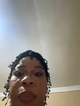 THICKBUNNYCHICKxxx online show from September 27, 2025, 6:14 pm