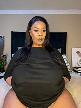 Snapshot of THICKBUNNYCHICKxxx chatting on June 7, 2026, 6:57 pm THICKBUNNYCHICKxxx online show from June 7, 2026, 6:57 pm