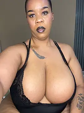 Snapshot of THICKBUNNYCHICKxxx chatting on July 30, 2026, 6:01 am THICKBUNNYCHICKxxx online show from July 30, 2026, 6:01 am