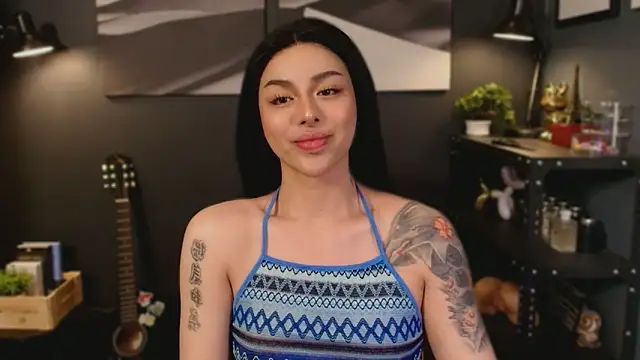 LUNACOCKSLAYER online show from October 20, 2025, 1:40 am