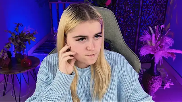 Stef Nicks online show from September 30, 2025, 9:04 am