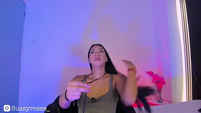 Sussyrosse  online show from September 17, 2025, 9:06 pm