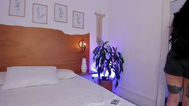 SuccubusDolly online show from September 9, 2025, 3:16 am