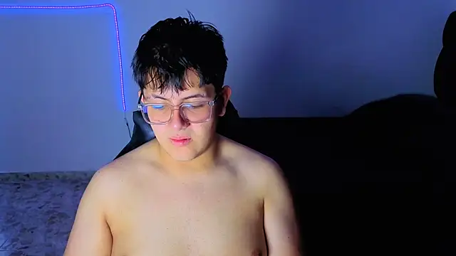 Snapshot of Ryan_Doretti chatting on November 26, 2025, 1:55 pm Ryan Doretti online show from November 26, 2025, 1:55 pm