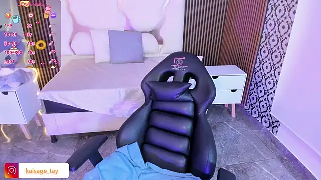 Snapshot of kaisage_tay chatting on September 20, 2025, 3:22 am kaisage tay online show from September 20, 2025, 3:22 am