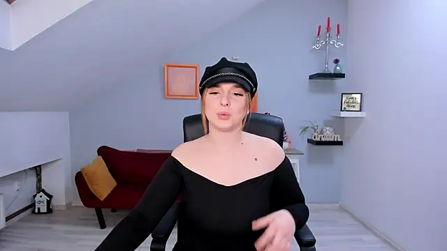 JaquelinLaurent online show from February 24, 2026, 8:42 pm