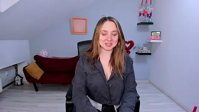 JaquelinLaurent online show from February 15, 2026, 8:19 pm