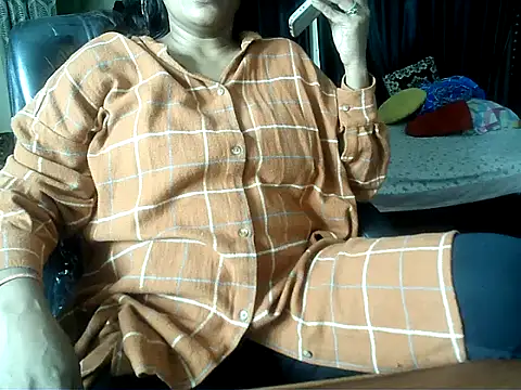 Anaconda-Mall online show from October 30, 2025, 6:05 pm