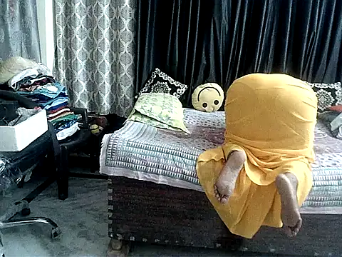 Anaconda-Mall online show from October 17, 2025, 3:58 pm