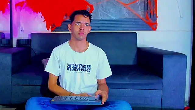 Snapshot of jeremytonner chatting on November 2, 2025, 4:06 am jeremytonner online show from November 2, 2025, 4:06 am