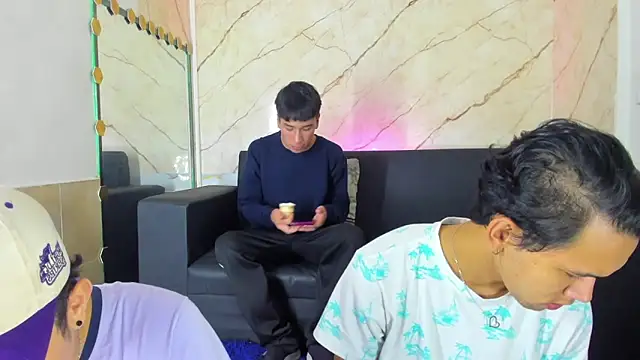 Snapshot of jeremytonner chatting on September 11, 2025, 7:36 pm jeremytonner online show from September 11, 2025, 7:36 pm