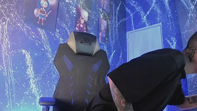 ReyBigx online show from October 8, 2025, 12:56 am