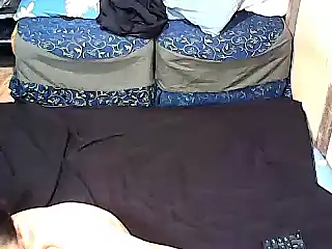 xxhottinybabe online show from October 5, 2025, 2:46 am