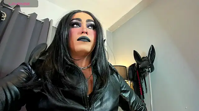 MagnaCumLoader17 online show from October 10, 2025, 10:43 pm