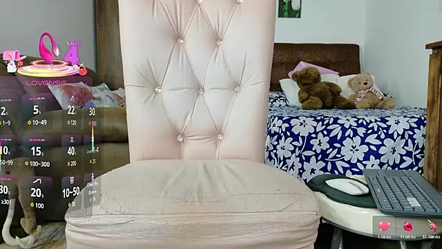 Snapshot of Bryony_Sullyvan chatting on April 2, 2026, 3:57 am Bryony Sullyvan online show from April 2, 2026, 3:57 am