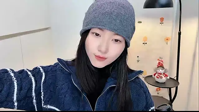 Rosalind xixi online show from December 21, 2025, 2:35 am