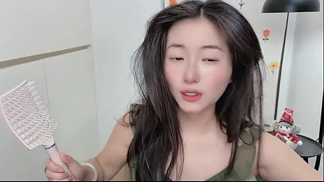 Rosalind xixi online show from May 11, 2026, 2:13 am