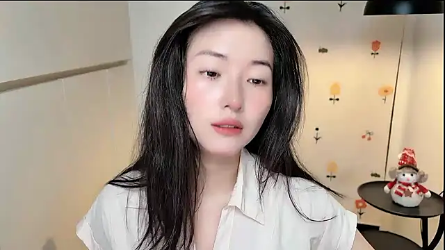 Rosalind xixi online show from April 15, 2026, 7:47 am