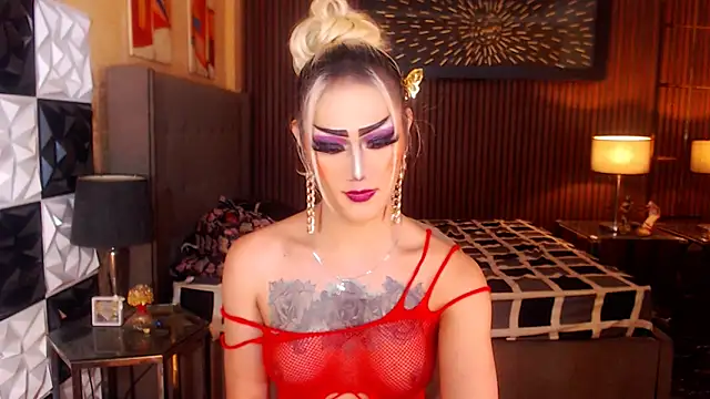 HorseCockDivine online show from April 26, 2026, 6:22 am