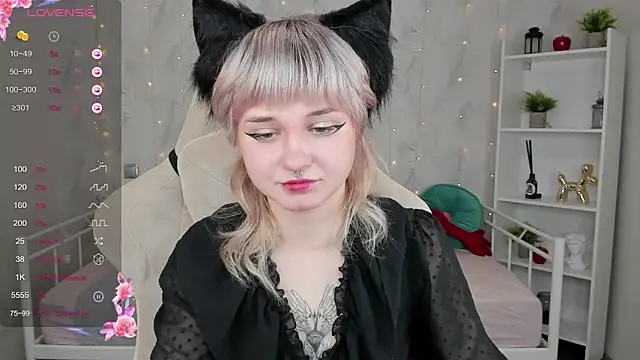 Tori Cutie online show from October 22, 2025, 12:21 am