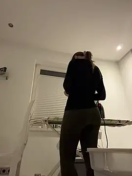 IsabellaEtha online show from October 9, 2025, 9:15 pm