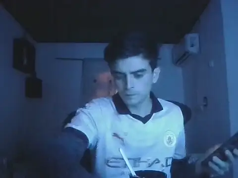 Rodrigo99 9 online show from May 20, 2026, 2:03 pm