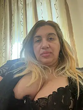 TheeaBlanco online show from June 9, 2026, 3:46 pm