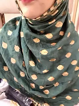 Snapshot of Indian-Aleena chatting on February 16, 2026, 5:50 am Indian-Aleena online show from February 16, 2026, 5:50 am