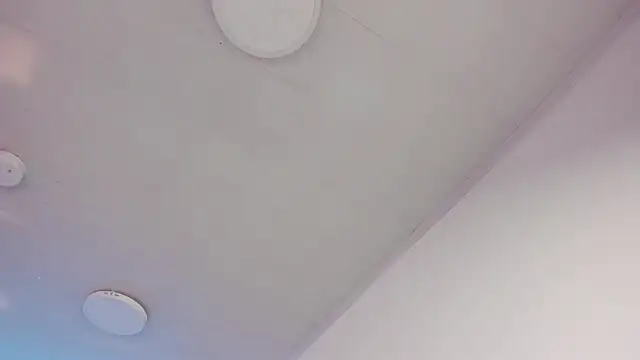 canelleGarces online show from September 23, 2025, 12:12 pm