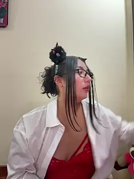 saranghae  online show from November 27, 2025, 3:18 am