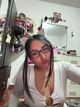 saranghae  online show from October 6, 2025, 12:45 am