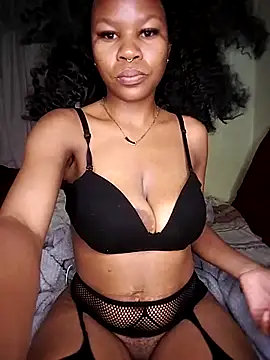 Seductive Yellow Titties online show from March 17, 2026, 12:46 am