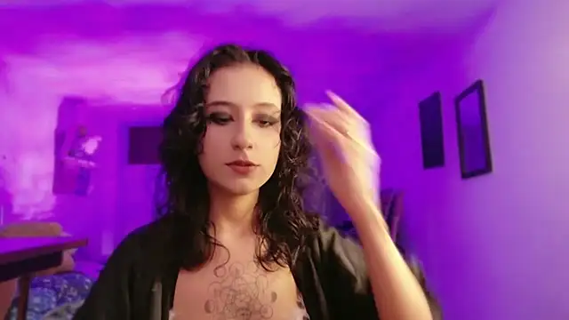 atenea dragon   online show from December 19, 2025, 9:39 pm